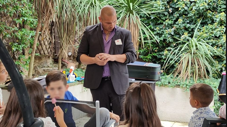 Spectacle de magie pour enfants en extérieur