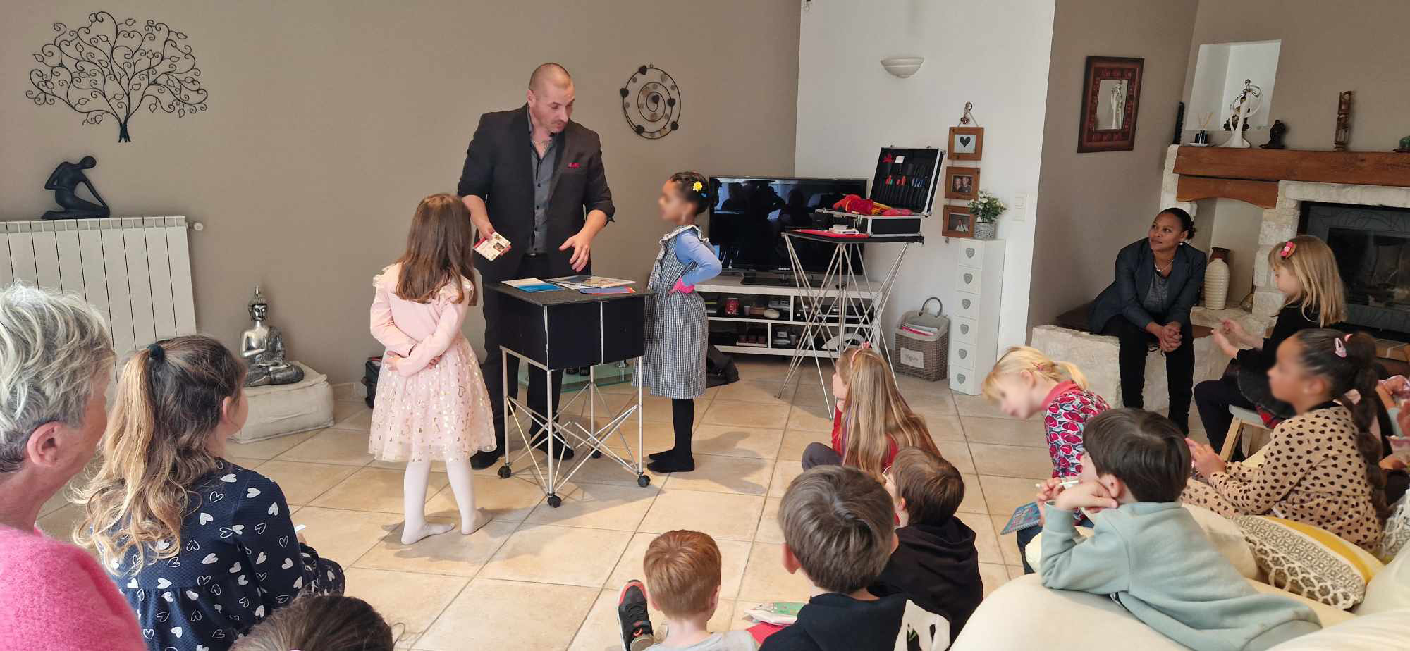 Anniversaire enfant avec spectacle de magie interactif